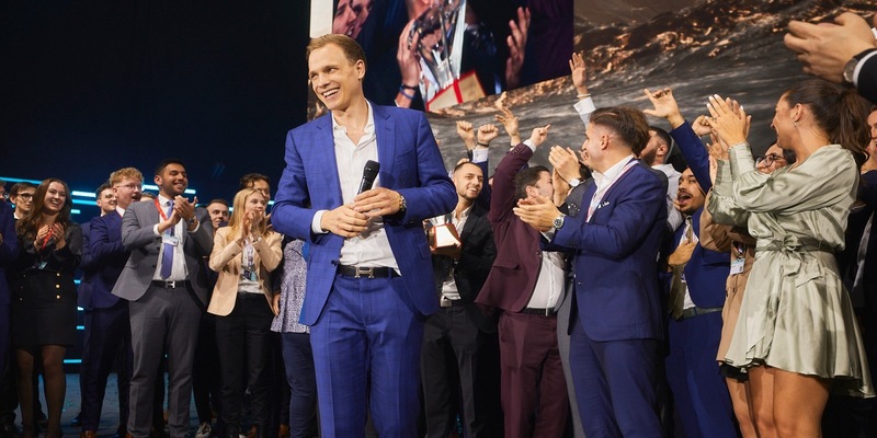 Peter Janicek: Langfristiger Erfolg im Vertrieb durch Network-Marketing - Foto: presseportal.de