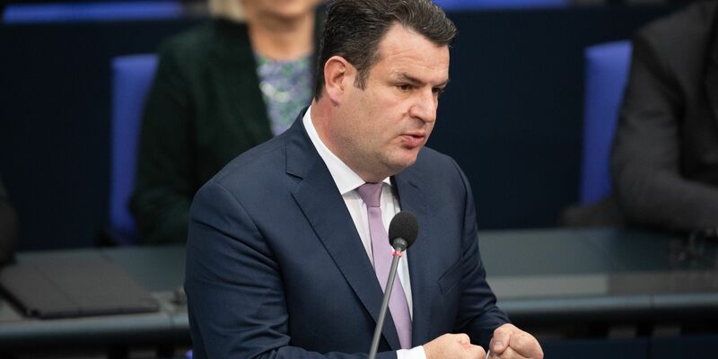 Die Kontrollen brächten «mehr Licht ins Dunkel», sagt Unions-Innenpolitiker Alexander Throm. - Foto: Kilian Genius/dpa