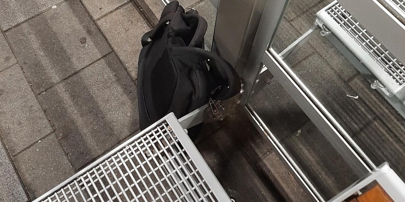 BPOLI MD: Zwei herrenlose Rucksäcke sorgen innerhalb kürzester Zeit für zwei Polizeieinsätze - Foto: presseportal.de