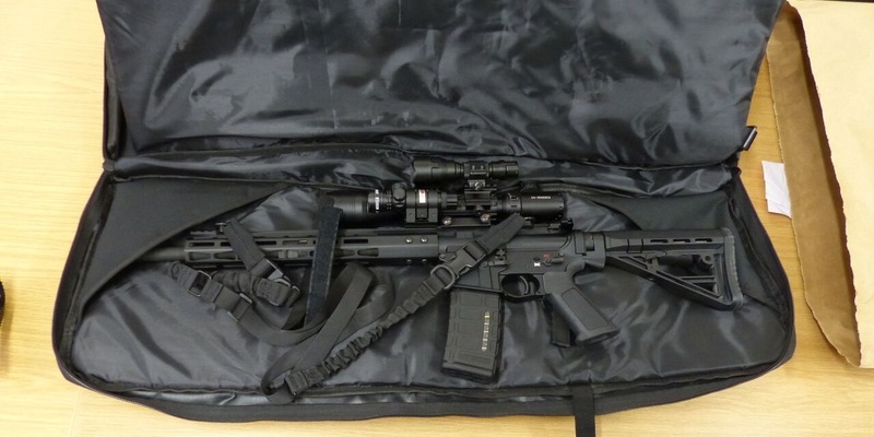ZOLL-BB: Heikler Dachbodenfund / Zollfahnder stellen Sturmgewehr und Munition in Privathaus sicher - Foto: presseportal.de