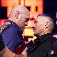 Der WM-Kampf zwischen Tyson Fury (l) und Alexander Usyk soll nun am 18. Mai in Saudi-Arabien stattfinden. - Foto: Zac Goodwin/PA Wire/dpa