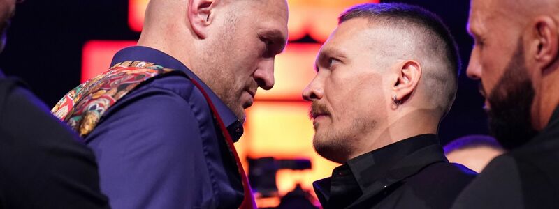 Der Kampf zwischen Tyson Fury (l) und Alexander Usyk soll im Februar in Saudi-Arabien stattfinden. - Foto: Zac Goodwin/PA Wire/dpa