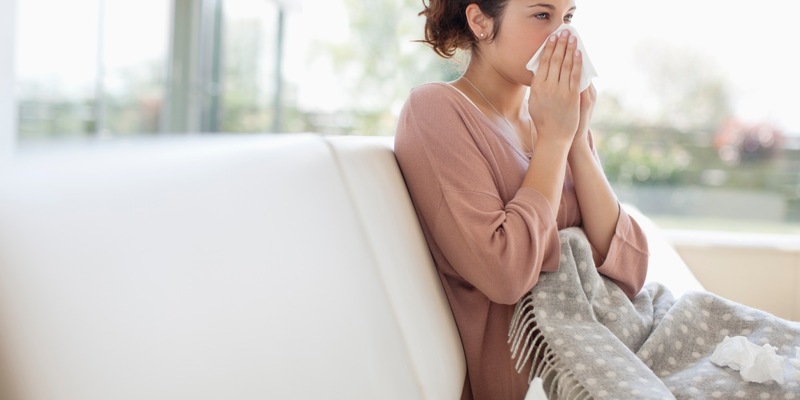 Was bei Halsschmerzen wirklich hilft - Reckitt führt Aufklärungskampagne für einen verantwortungsvollen Gebrauch von Antibiotika fort - Foto: presseportal.de