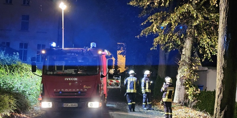 FF Olsberg: Tagesworkshop bei der Feuerwehr Olsberg - Antfeld - Foto: presseportal.de