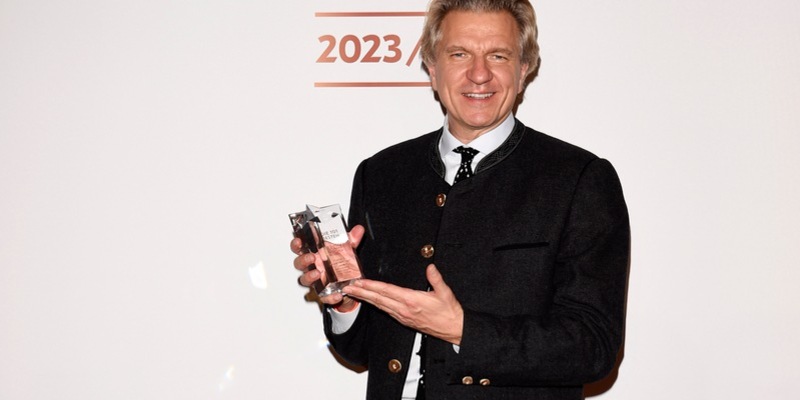 Platz 1 für das Spa & Resort Bachmair Weissach - ausgezeichnet als das beste Luxury Family Resort des Jahres - Foto: presseportal.de