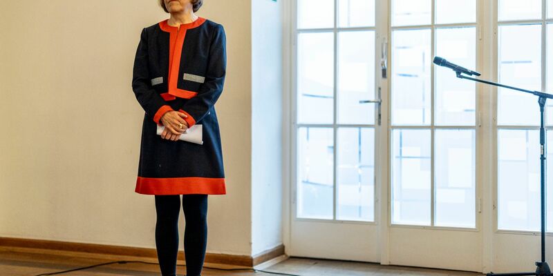 «Für die Menschen, die hier an der Arbeit sind, stehe ich. Ihnen will ich nicht mit Schlagzeilen durch einen Verbleib im Amt schaden»: Annette Kurschus. - Foto: Christoph Reichwein/dpa