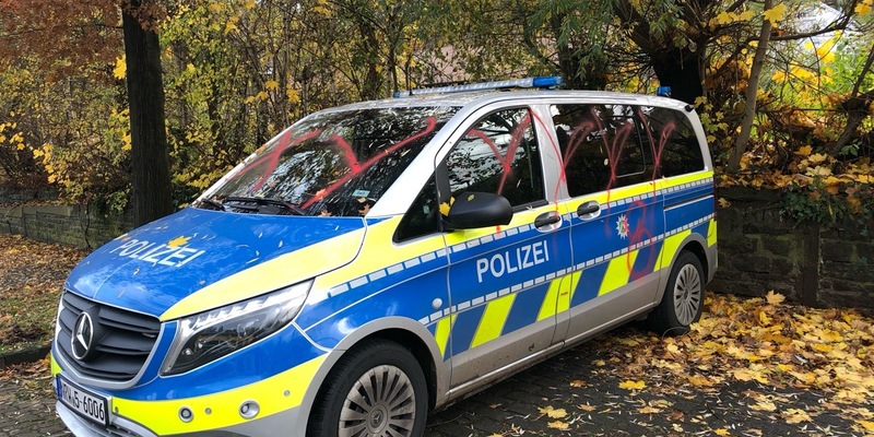 POL-ME: Streifenwagen beschmiert - Polizei ermittelt - Velbert - 2311064 - Foto: presseportal.de