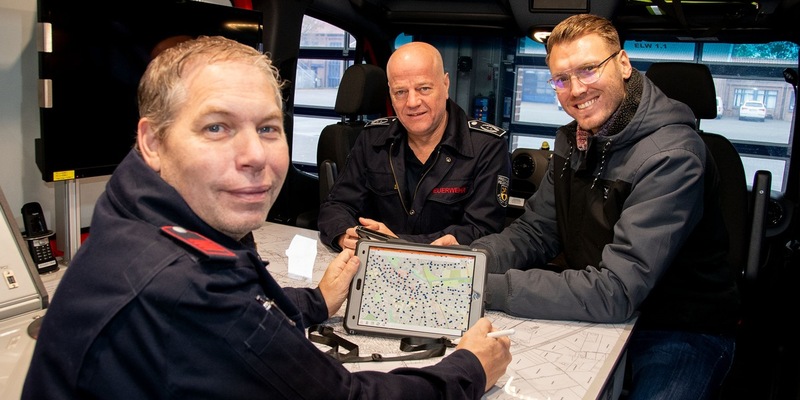 FF Goch: Digitale Tablets unterstützen bei Einsätzen - Foto: presseportal.de