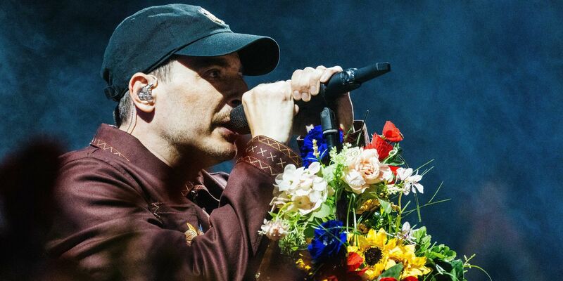 Casper tritt auf dem Southside Festival auf. - Foto: Philipp von Ditfurth/dpa