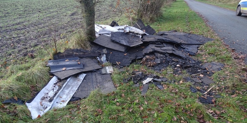 POL-FL: Abfall an Feldrand abgeladen - Zeugen gesucht - Foto: presseportal.de