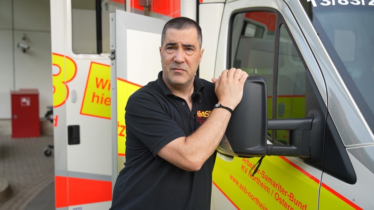 Am 22.11. bei RTLZWEI: Dramatische Rettungseinsätze und Heldentaten in einer neuen Folge 