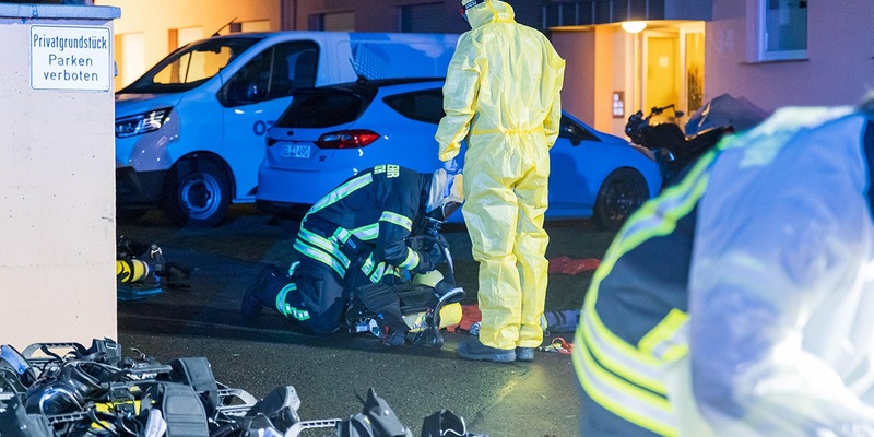 FW Rösrath: Wohnungsbrand mit Menschenleben in Gefahr - Foto: presseportal.de
