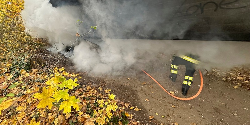 FW-M: Rauchentwicklung sorgt für Verkehrsbehinderungen (Hadern) - Foto: presseportal.de