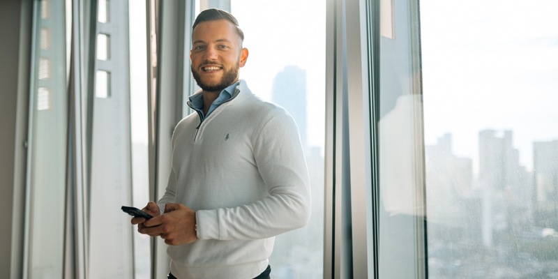 Als KMU im Wettbewerb bestehen: Julian Jehn verrät, mit welchen Mitteln sich Industrieunternehmen vor dem Aus retten - Foto: presseportal.de