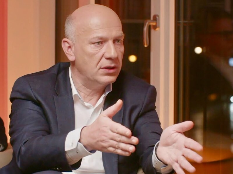 Kai Wegner im Salon Schinkelplatz: Israel hat das Recht und die Pflicht, die Menschen zu schützen - Foto: inside-wirtschaft.de