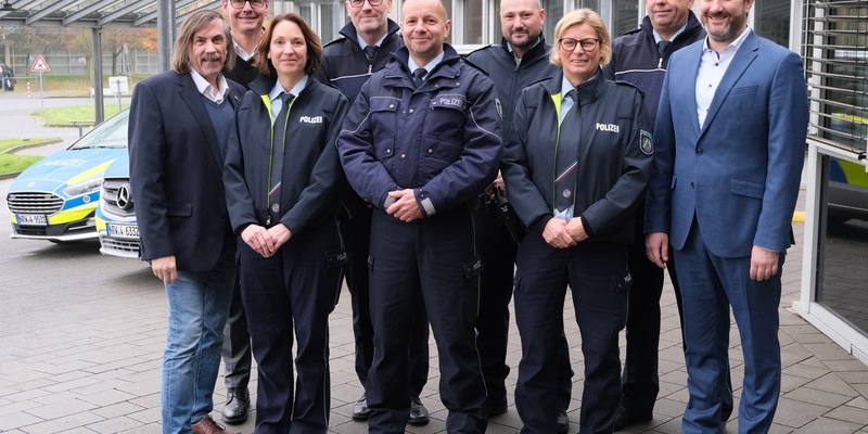 POL-GT: Zwei neue Bezirksdienstbeamtinnen und ein Beamter für Herzebrock-Clarholz, Gütersloh und Rietberg - Foto: presseportal.de