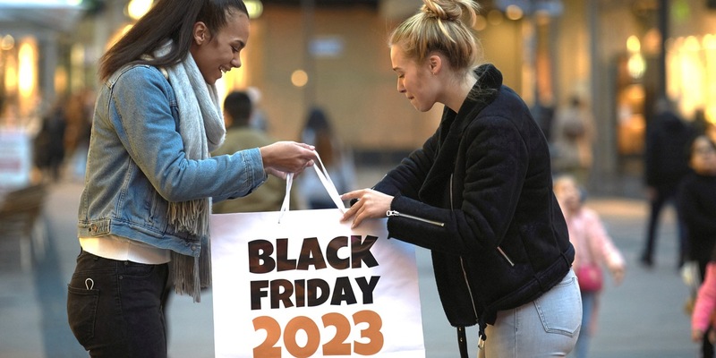 Trotz bester Black Friday Angebote seit Jahren: Käufer startet verhalten in die Rabattschlacht - Foto: presseportal.de