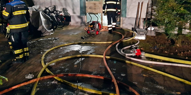 FW-M: Kellerbrand im Mehrfamilienhaus (Neuforstenried) - Foto: presseportal.de