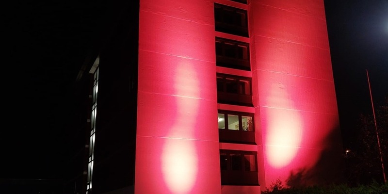 POL-HI: Orange Day - Polizeiinspektion Hildesheim beteiligt sich am Aktionstag zur Beseitigung von Gewalt gegen Frauen - Foto: presseportal.de