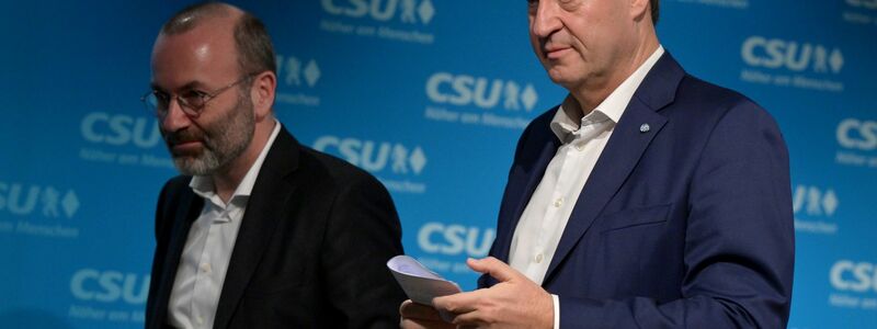 «CSU wird verteidigen, was die Gründerväter aufgebaut hätten»:   Manfred Weber (l.) und Markus Söder. - Foto: Peter Kneffel/dpa