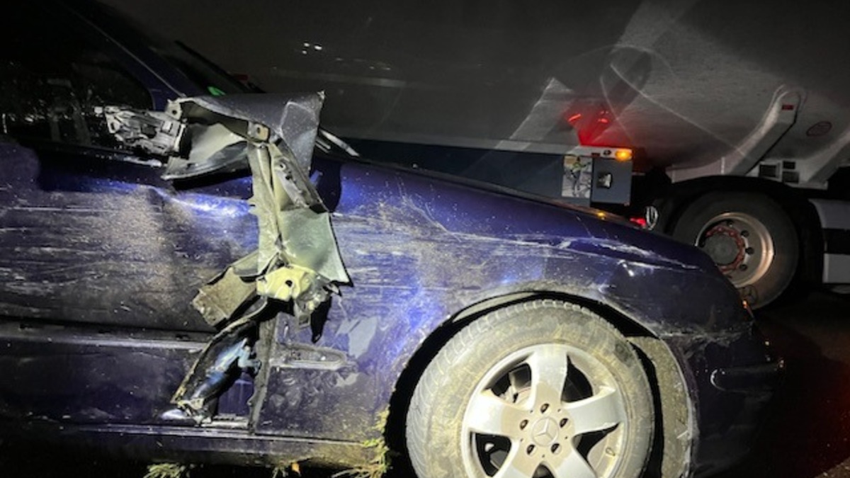 POL-WOB: Wolfsburg - Verkehrsunfall mit zwei verletzten Personen und 20.000 Euro Sachschaden - Foto: presseportal.de