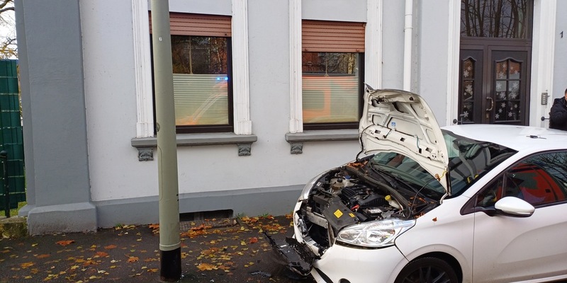 FW-EN: Wetter - Verkehrsunfall am Morgen - Foto: presseportal.de