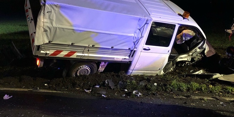 POL-RE: Dorsten: Pkw von der Fahrbahn abgekommen - Beifahrer lebensgefährlich verletzt - Foto: presseportal.de