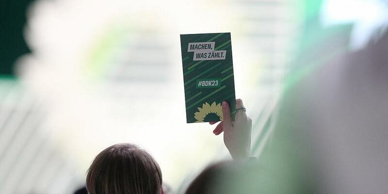 Delegierter beim Grünen-Parteitag 2023 in Karlsruhe - Foto: über dts Nachrichtenagentur