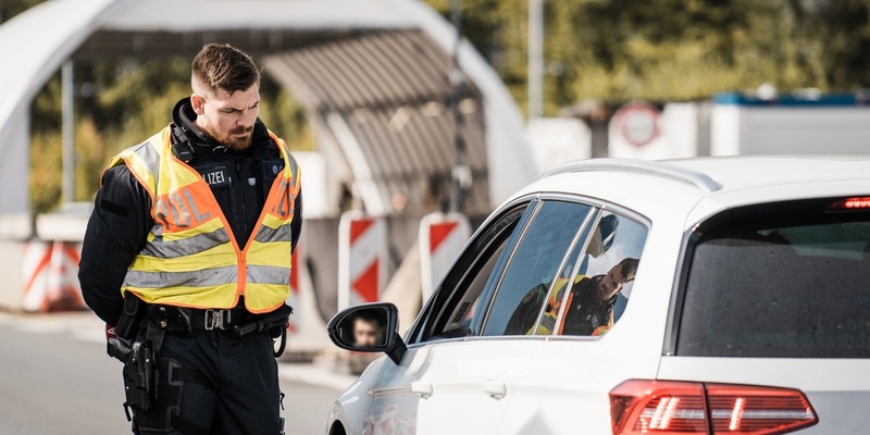 Bundespolizeidirektion München: Bundespolizei verweigert albanischen Handwerkern die Einreise / Albaner wegen Einschleusens von Ausländern angezeigt - Foto: presseportal.de