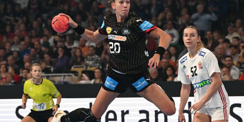 Co-Kapitänin Emily Bölk in Aktion. - Foto: Sven Hoppe/dpa