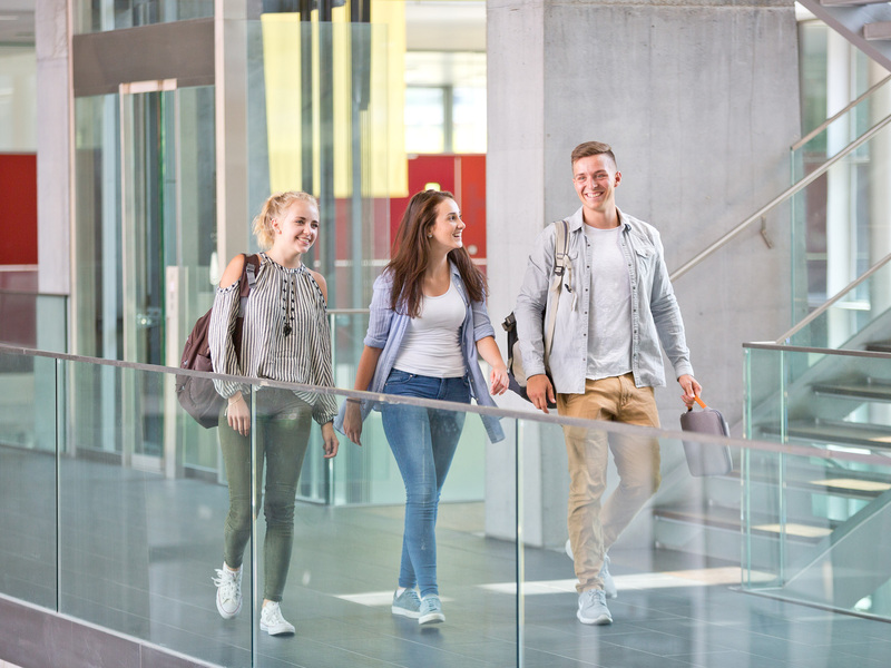 Info-Samstag an der FH Salzburg - Foto: FH Salzburg/wildbild/Freund über pressetext.de