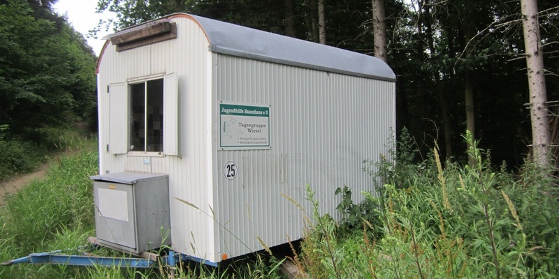 POL-GÖ: (585/2023) Bad Lauterberg: Unbekannte stehlen Vereins-Bauwagen vom Wiesenbeker Teich - Foto: presseportal.de