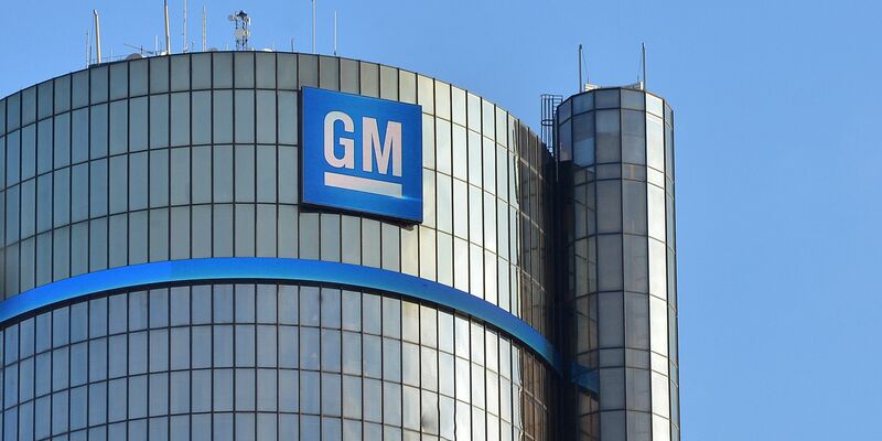 Die Zentrale von General Motors in Detroit. - Foto: Uli Deck/dpa