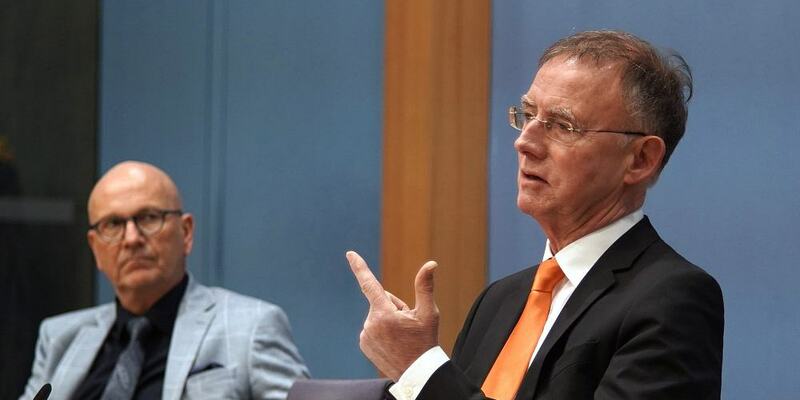 Der Präsident des Deutschen Städte- und Gemeindebundes, Uwe Brandl, und DStGB-Hauptgeschäftsführer Gerd Landsberg am 04.01.2023 in Berlin. - Foto: über dts Nachrichtenagentur