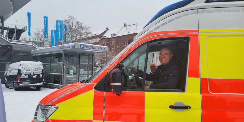 RKiSH: Forum Elektromobilität - Umweltminister am Stand der RKiSH - Foto: presseportal.de