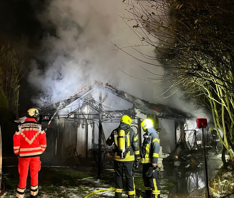 POL-GT: Brand eines Gartenhauses am Herderweg - Foto: presseportal.de