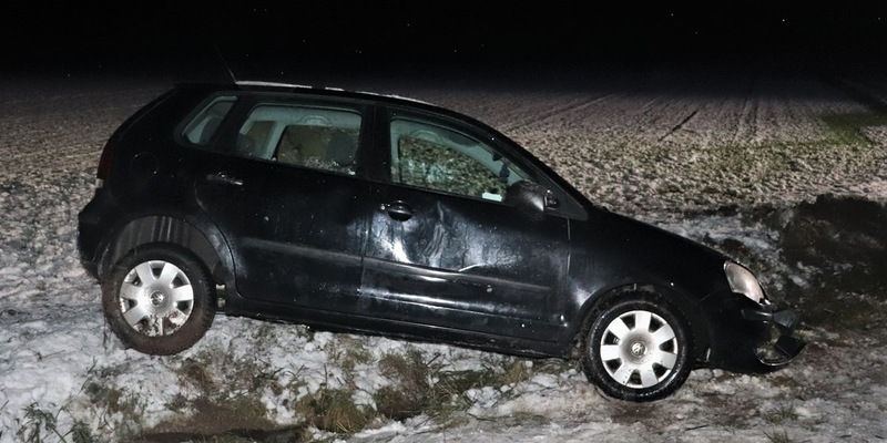POL-HX: Glatte Fahrbahn wird Autofahrerin zum Verhängnis - Foto: presseportal.de
