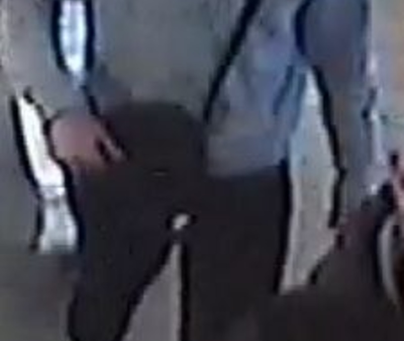 POL-HH: 231201-5. Öffentlichkeitsfahndung nach Raubüberfall in Hamburg-Eidelstedt - Foto: presseportal.de