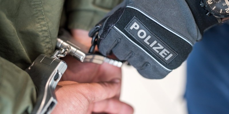 Bundespolizeidirektion München: 31-Jähriger mit drei Haftbefehlen gesucht - Foto: presseportal.de