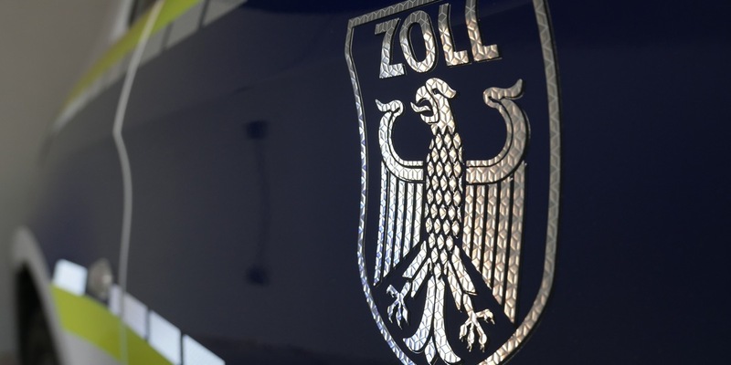 HZA-DO: Gemeinsame Presseerklärung der Staatsanwaltschaft Siegen und des Hauptzollamts Dortmund / Zoll gelingt Schlag gegen Tätergruppierung im Glasfaserausbau - Foto: presseportal.de