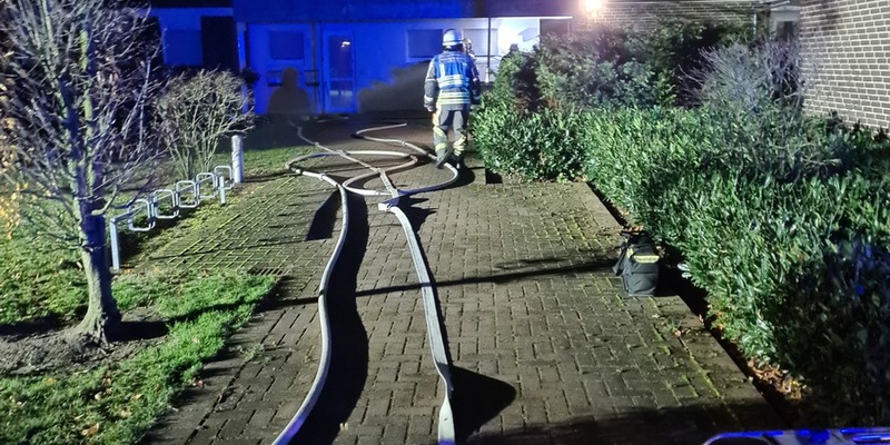 FW Bocholt: Wohnungsbrand mit Menschenleben in Gefahr - Foto: presseportal.de
