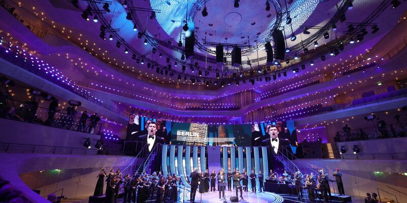 Die DFB-Auswahl war bei der Auslosung in der Hamburger Elbphilharmonie als Team eins in Gruppe A gesetzt. - Foto: Christian Charisius/dpa