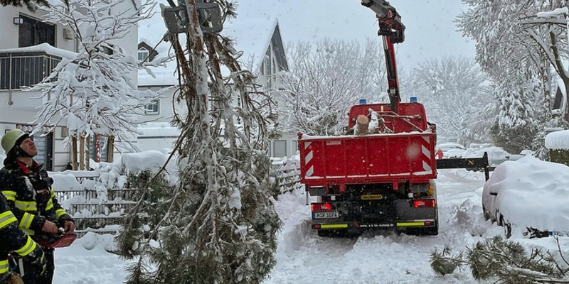 FW-M: Bilanz der schneebedingten Einsätze (Stadtgebiet) - Foto: presseportal.de