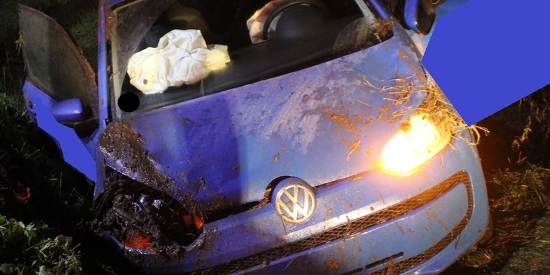 POL-MI: In Graben geraten - Foto: presseportal.de