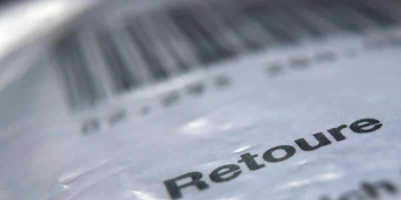 Der Onlinehandel kämpft mit hohen Unkosten durch Rücksendungen. - Foto: Karl-Josef Hildenbrand/dpa