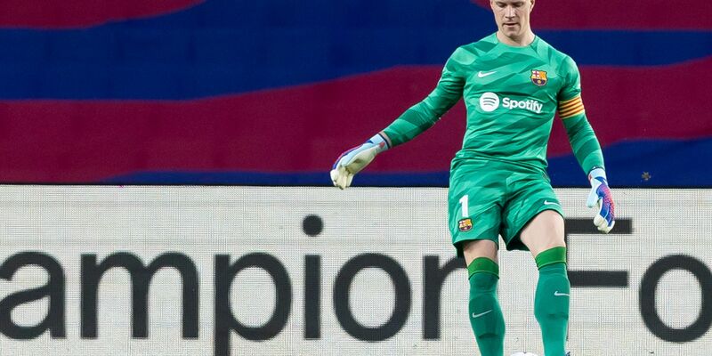 Nationalmannschaftstorhüter Marc-André ter Stegen muss operiert werden. - Foto: Gerard Franco/Zuma Press/dpa