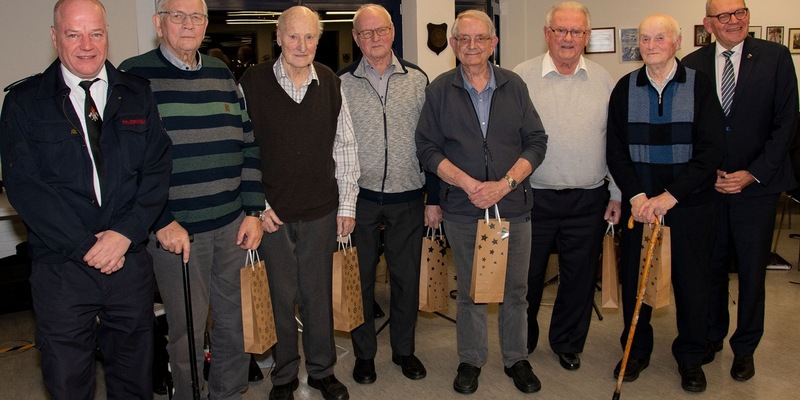 FF Goch: Ehrenabteilung traf sich zur Adventsfeier - Foto: presseportal.de