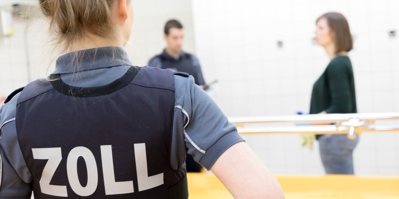 HZA-MD: Illegale Thailänderinnen gehen Prostitutionsgewerbe nach / Zoll kontrolliert Wohnungen in Halle (Saale) - Foto: presseportal.de