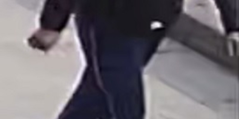 POL-WE: Polizei fahndet mit Bildern nach Räuber - Foto: presseportal.de