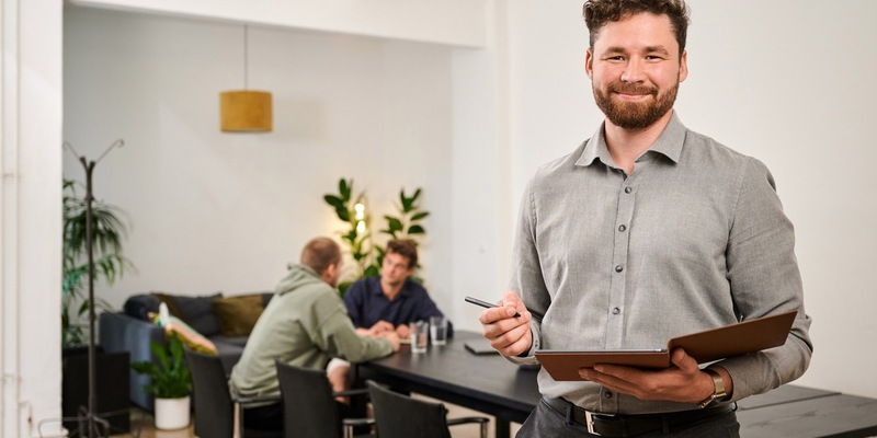 Falsche Erwartungen und Versagensängste beim Sex: Gavin Sexton von Lovebetter erklärt, welche Folgen ein übermäßiger Pornografie-Konsum für das Sexualleben hat - Foto: presseportal.de